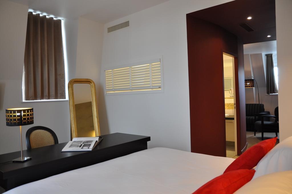 Les 3 Lieux Hotel Les Ponts-de-Cé Eksteriør billede
