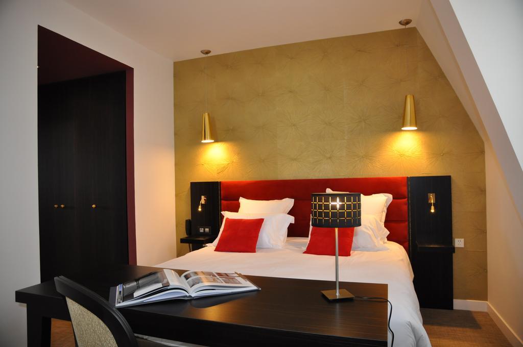 Les 3 Lieux Hotel Les Ponts-de-Cé Eksteriør billede