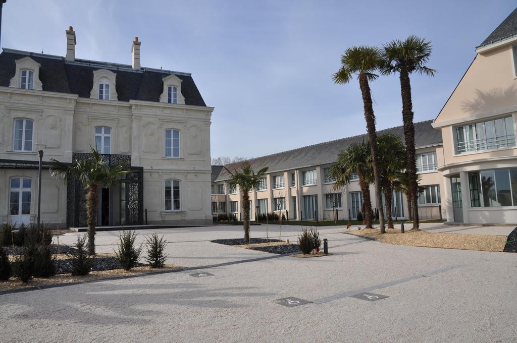 Les 3 Lieux Hotel Les Ponts-de-Cé Eksteriør billede