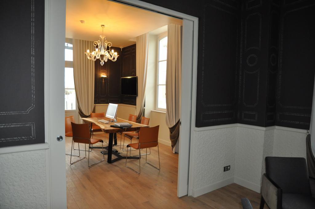 Les 3 Lieux Hotel Les Ponts-de-Cé Eksteriør billede