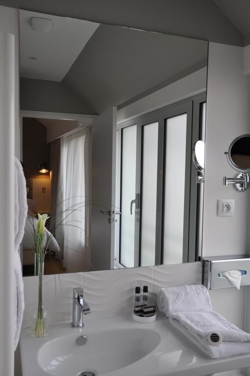 Les 3 Lieux Hotel Les Ponts-de-Cé Værelse billede