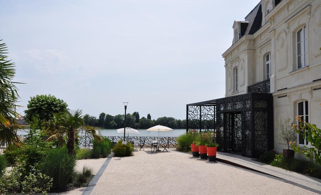 Les 3 Lieux Hotel Les Ponts-de-Cé Eksteriør billede