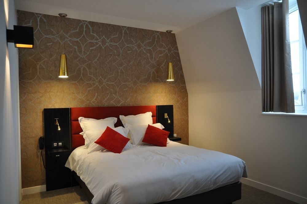 Les 3 Lieux Hotel Les Ponts-de-Cé Eksteriør billede