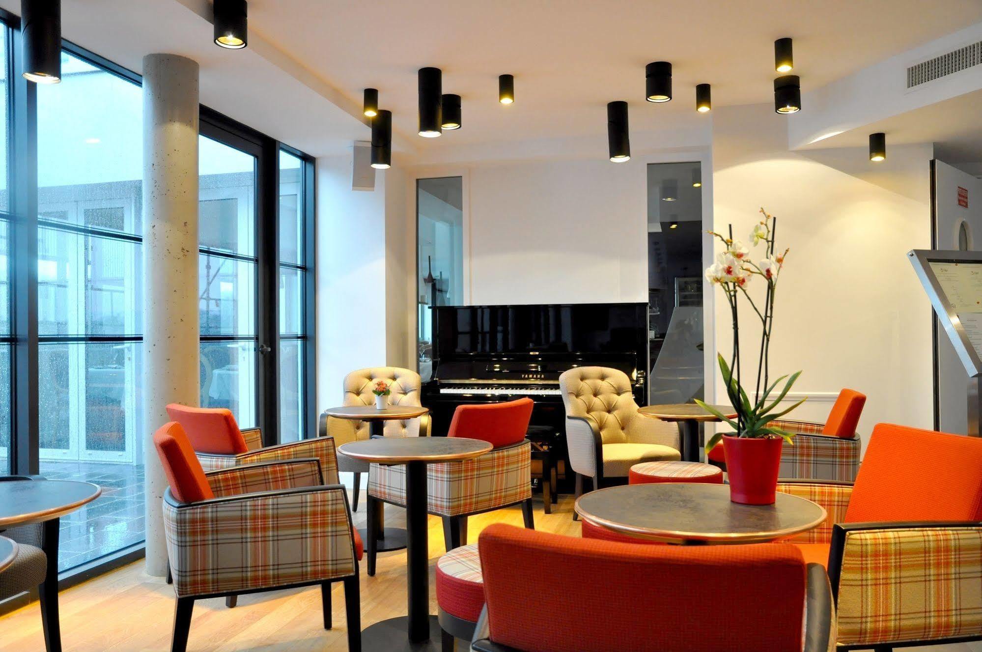 Les 3 Lieux Hotel Les Ponts-de-Cé Eksteriør billede